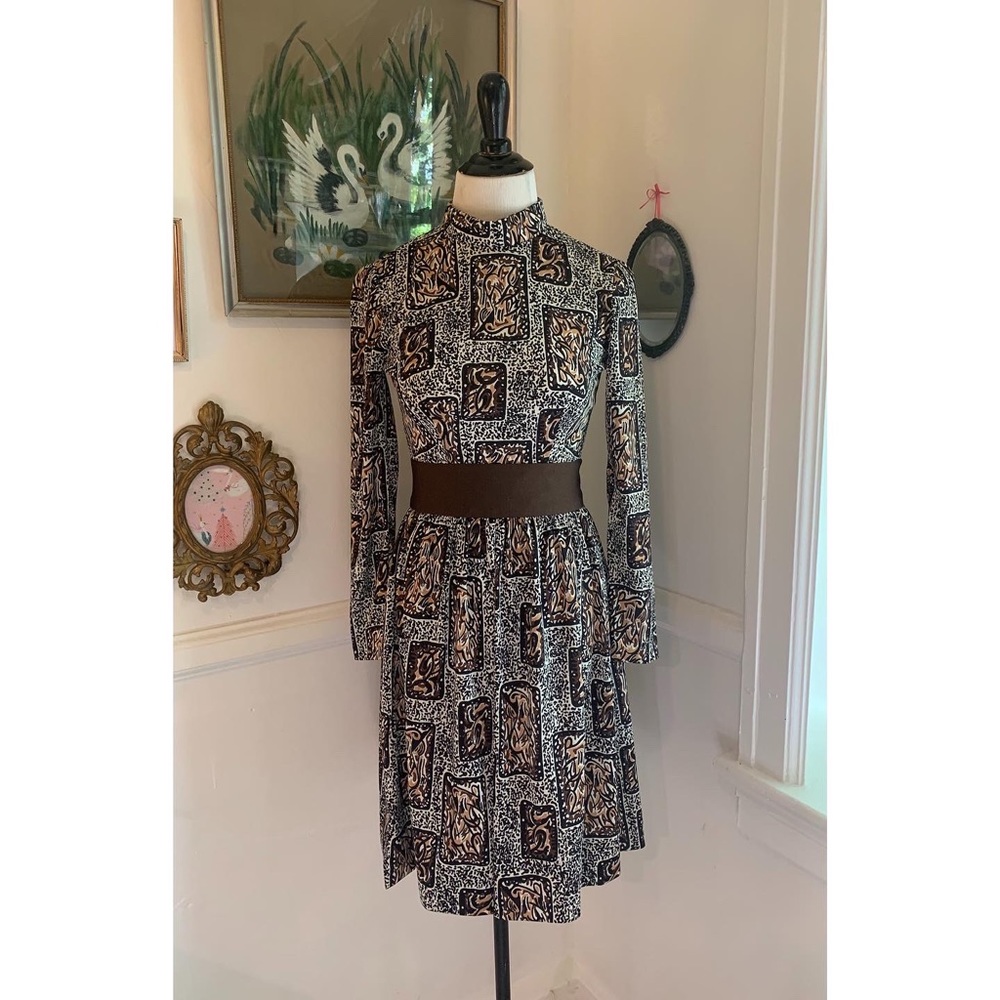 Vintage 1960’s abstract print I. Magnin dress!